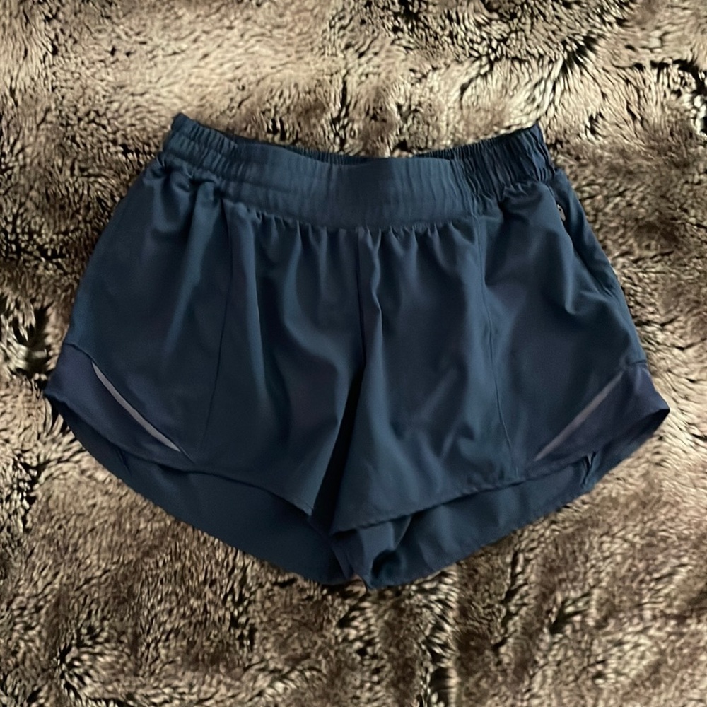 Lululemon shorts, navy!